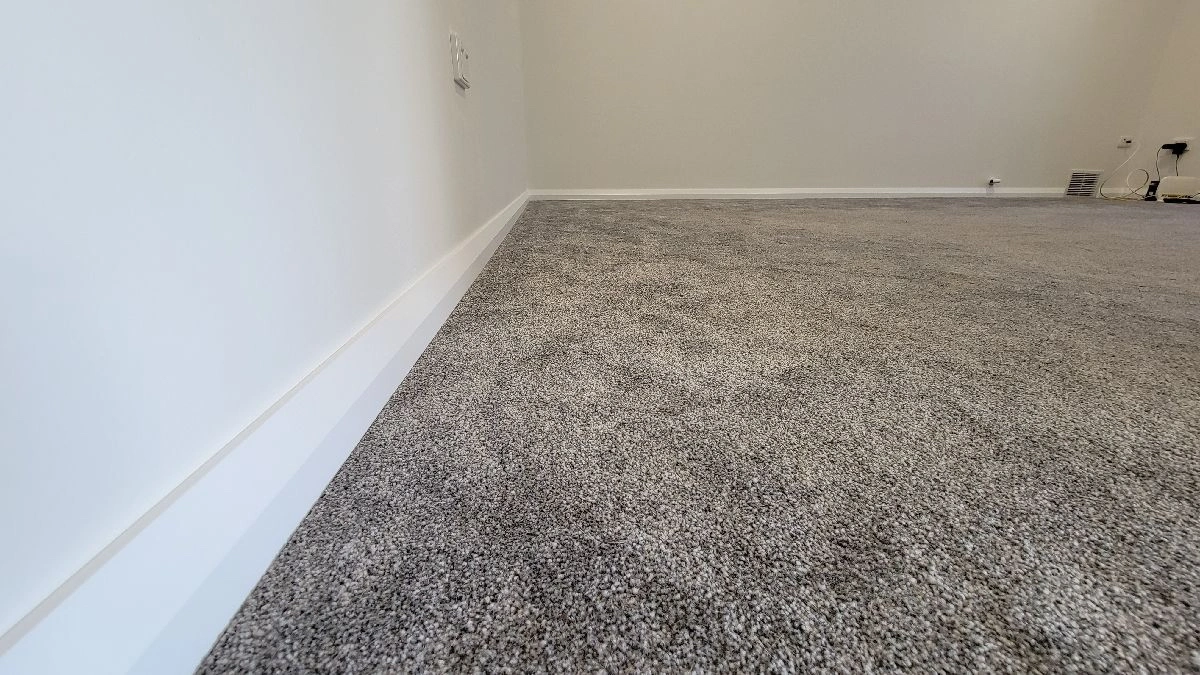 Splayed 67mm skirting boards